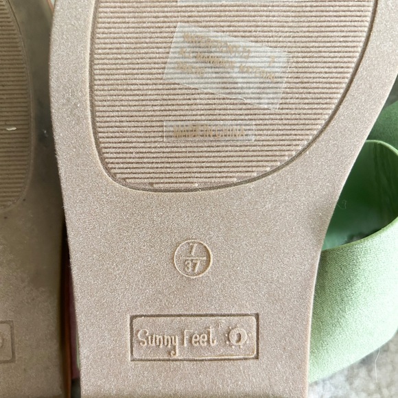 Women’s Sandals ( 2 pairs ) - Picture 5 of 5